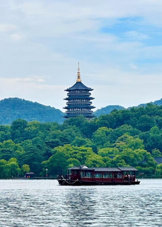 Hangzhou West Lake Boat Tour + Lingyin Temple/Song Dynasty City Day Trip (Departing from Shanghai/Hangzhou) - Leifeng Pagoda above the lake