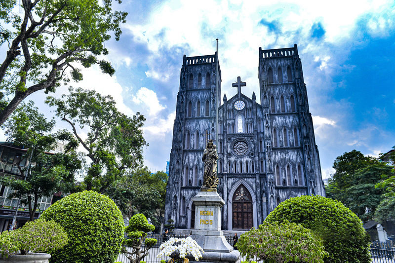 Hanoi Street Food & Landmarks Half-Day Jeep Tour - How the food stops shape the tour