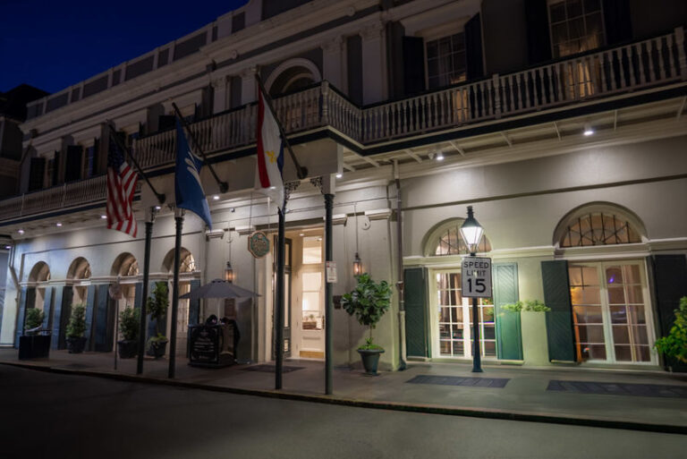 Haunted Pub Crawl Tour by New Orleans Ghost Adventures - What the two-hour route is likely to feel like