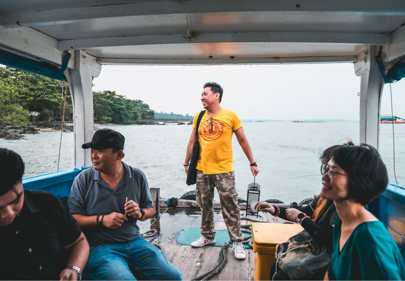 Haunting Tales of Ubin - Eugene and Liang bring the stories to life