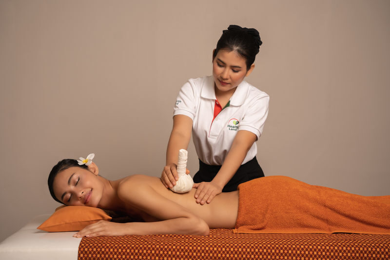 Health Land Spa at North Pattaya in Pattaya - Choosing Thai massage or aromatherapy