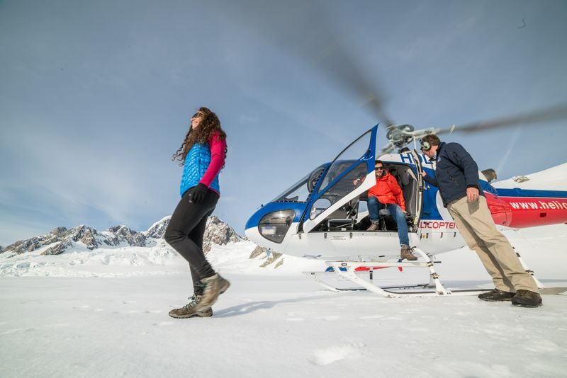Helicopter Flight with Snow Landing from Franz Josef or Fox Glacier - The snow landing is the moment to plan around