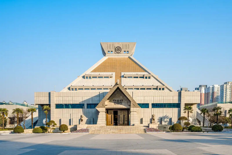 Henan Museum - What the two-hour tour covers
