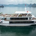 Hercules Grand Luxury Day Cruise: Ha Long Bay, Sung Sot, Ti Top - Sung Sot Cave: the first major stop
