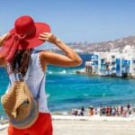 Highlights tour in Mykonos - Ano Mera: village square and monastery