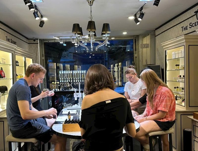 Ho Chi Minh City: Perfume Workshop with Scent of Saigon - Making a fragrance that feels like yours