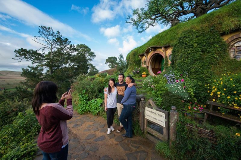 Hobbiton & Rotorua with Wai-O-Tapu Small Group Tour - Hobbiton: a film set with real gardens