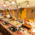 Hobbiton Small Group Tour with Party Marquee - A drink at the Green Dragon