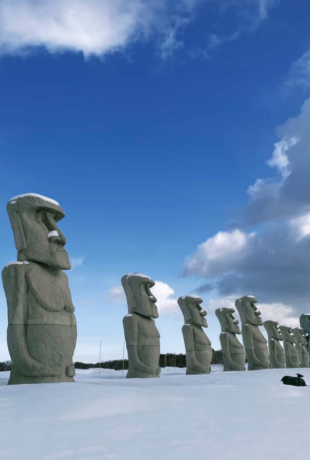 Hokkaido Hill Buddha, Noboribetsu Jigokudani, and Lake Toya Small Group Tour | Departing from Sapporo | Driver-Guide Service with Optional Hotel Pickup and Drop-off - Noboribetsu Jigokudani: steam, sulfur and volcanic ground