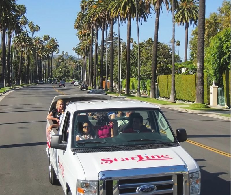 Hollywood & Beverly Hills: Celebrity Homes & Lifestyle Tour - Hollywood landmarks from your seat