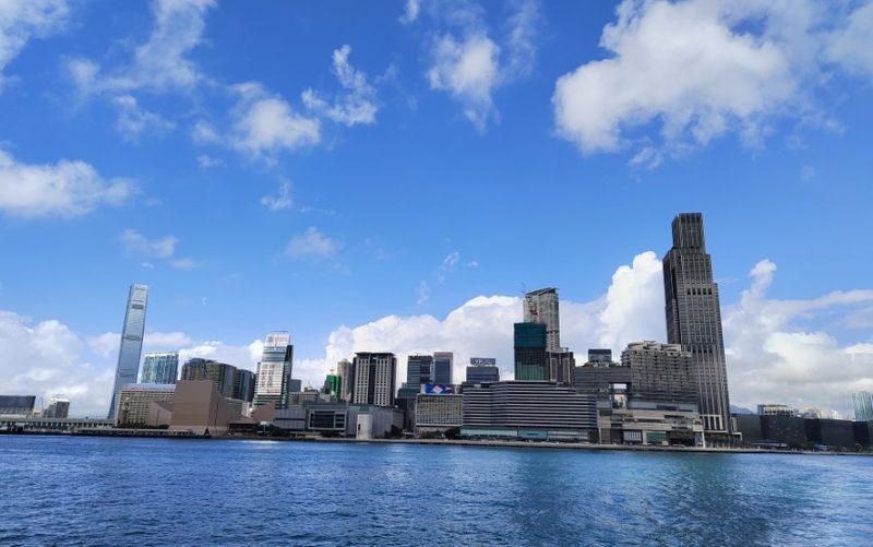 Hong Kong Water Taxi - Choose the route that fits your day