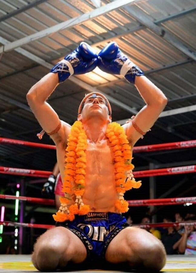 Hoof Muay Thai Arena Ticket in Hua Hin - Live bouts and the championship belt