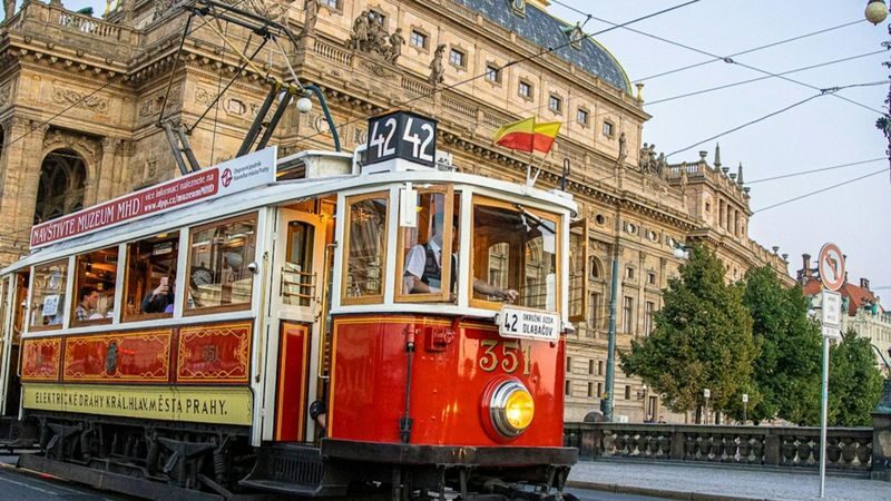 Hop-on Hop-off Historical Tram ticket for Line 42 in Prague - What the route can show you