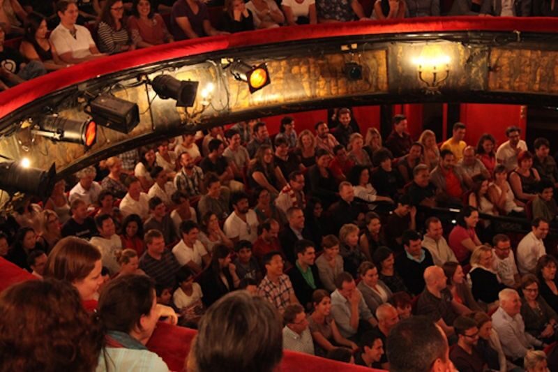 How To Become A Parisian In One Hour Comedy Show in Paris - Humor built around Parisian stereotypes