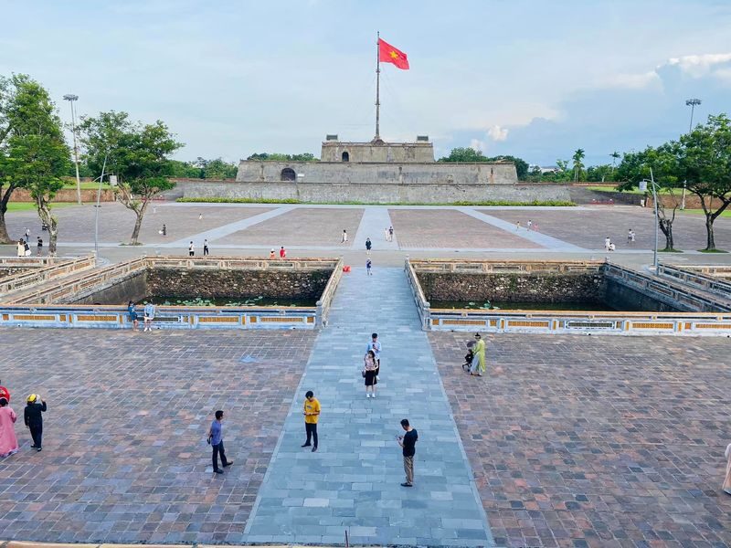 Hue Historic Citadel & Dong Ba Market Half-Day Tour - Walking through Hue’s vast Imperial City