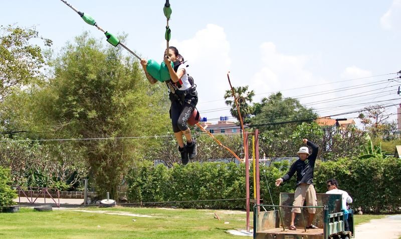 Human Slingshot & Bungee Jump Package at Fun Park Pattaya - Slingshot launch: the quick hit