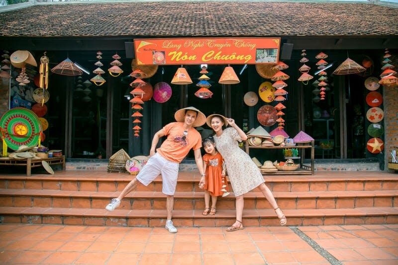 Iconic Quang Phu Cau Incense Village & Chuong Conical Hat Village - The drive is part of the half-day plan