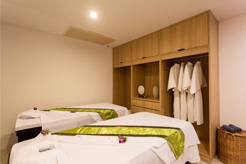 Ingyin Spa at Miskawaan Beachfront Villa Experience in Koh Samui - What the foot reflexology package includes