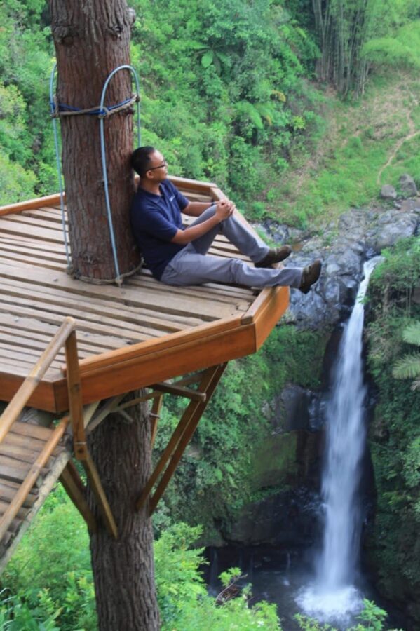 Instagramable Kedung Kayang Waterfall, Setumbu Hill and Borobudur Temple Tour - Kedung Kayang: bring shoes for the walk