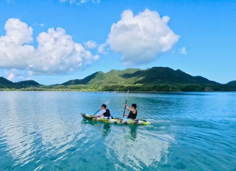 Ishigaki Island/Half-Day: Kabira Bay: Choice of SUP/Canoe (Okinawa) - The port meeting and ride to the bay