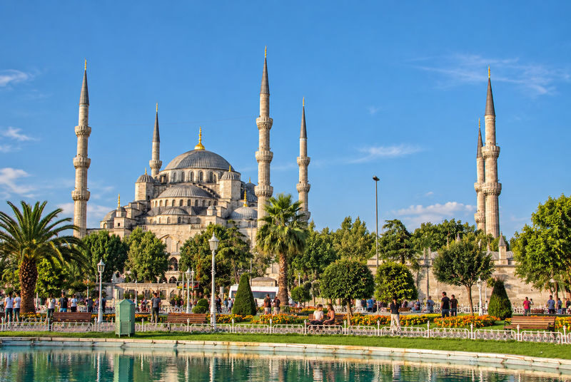 Istanbul Hagia Sophia & Blue Mosque Half-Day Small Group Tour - The Blue Mosque and the value of a guide