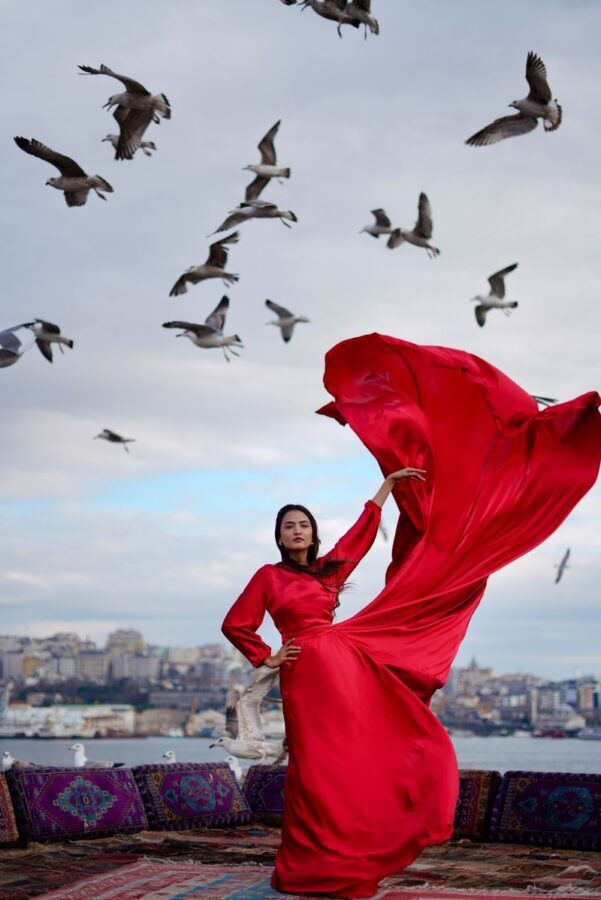 Istanbul: Private Outdoor Terrace Photo Shooting - What happens during the 30-minute session