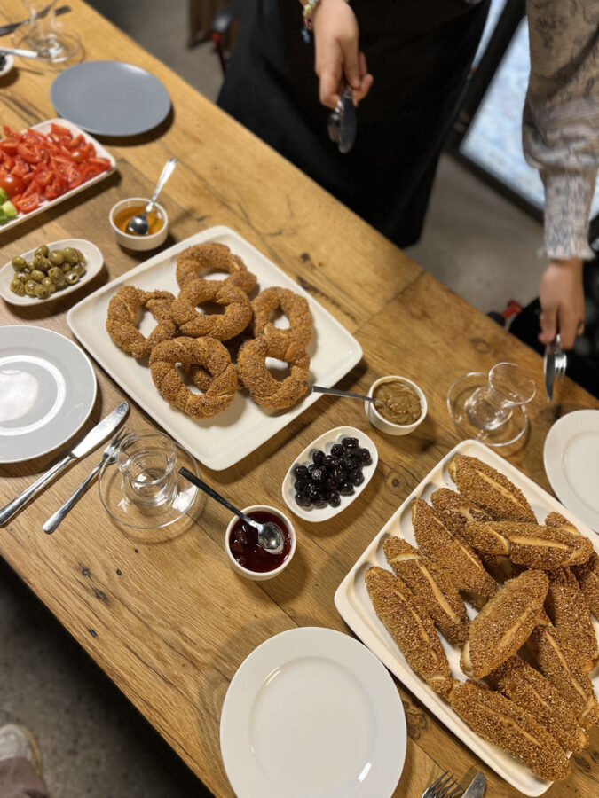 Istanbul: Simit Making & Turkish Breakfast Experience - The oven is part of the payoff