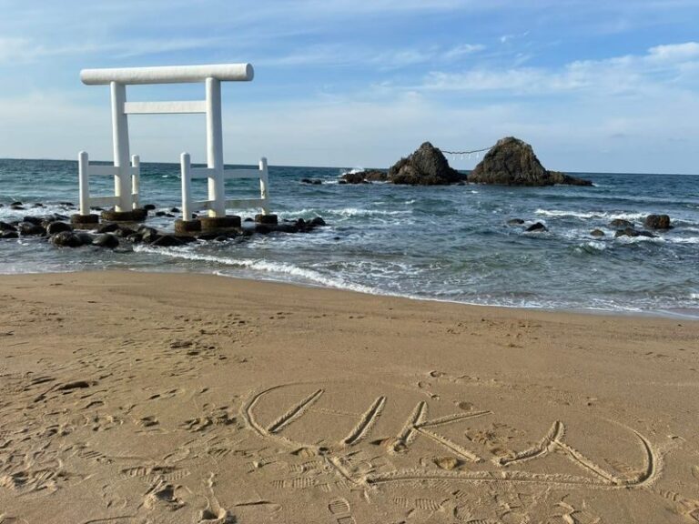 Itoshima | Shiraito Falls & Forest Cafe & Totoro Forest & Grilled Seafood & Handmade Flower Salt Pudding & Sakurai Futamigaura & Angels Wings & Coconut Tree Swing Day Trip (Departing from Hakata Station) Cantonese, Mandarin & English Guide - Shiraito Falls: a cool change in the hills