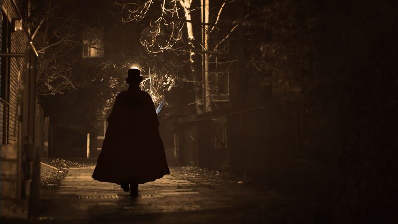 Jack The Ripper Walking Tour in London - Victims, clues, and the enduring mystery