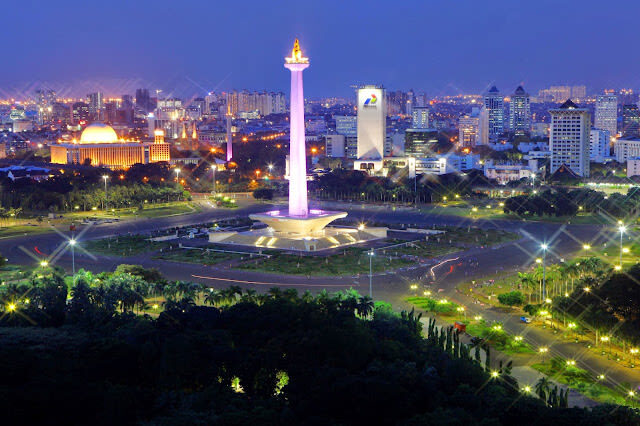 Jakarta Night Private City Tour - Monas: a landmark seen from the outside