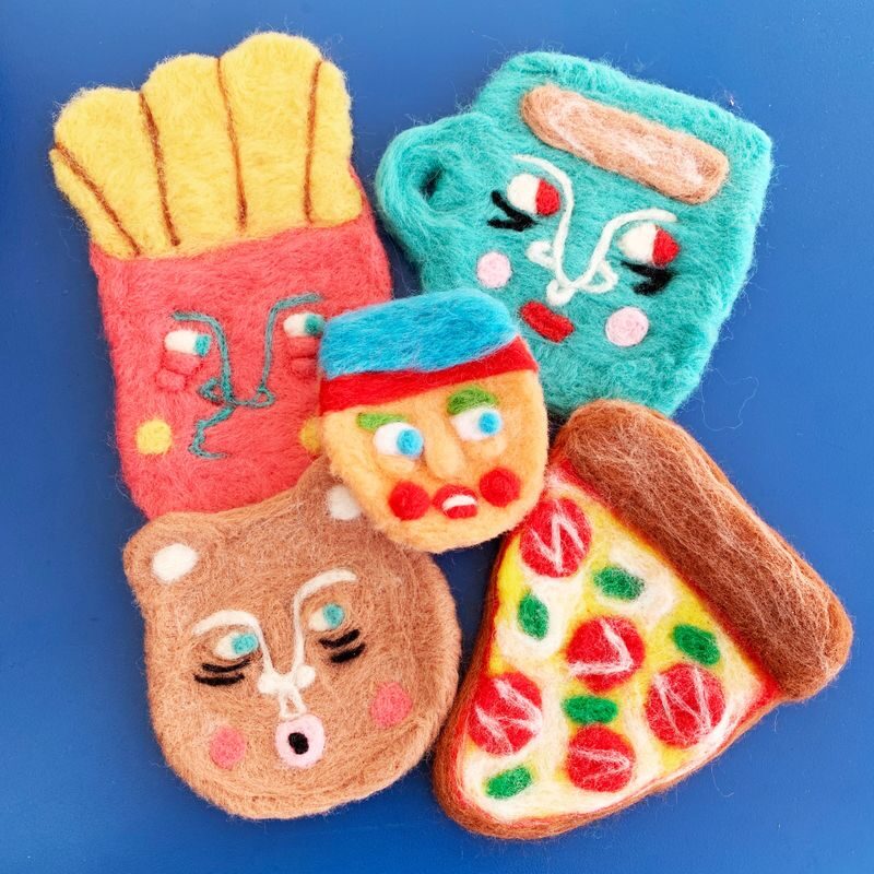 JCCAC Isatisse - Creative Needle Felting Workshop at Shek Kip Mei - Patient instruction makes the first attempt easier