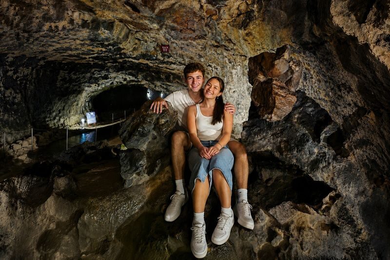 Jeju East Tour with Haenyeo Show & Lava Tube & Coastal Highlights - Manjanggul’s cool volcanic interior