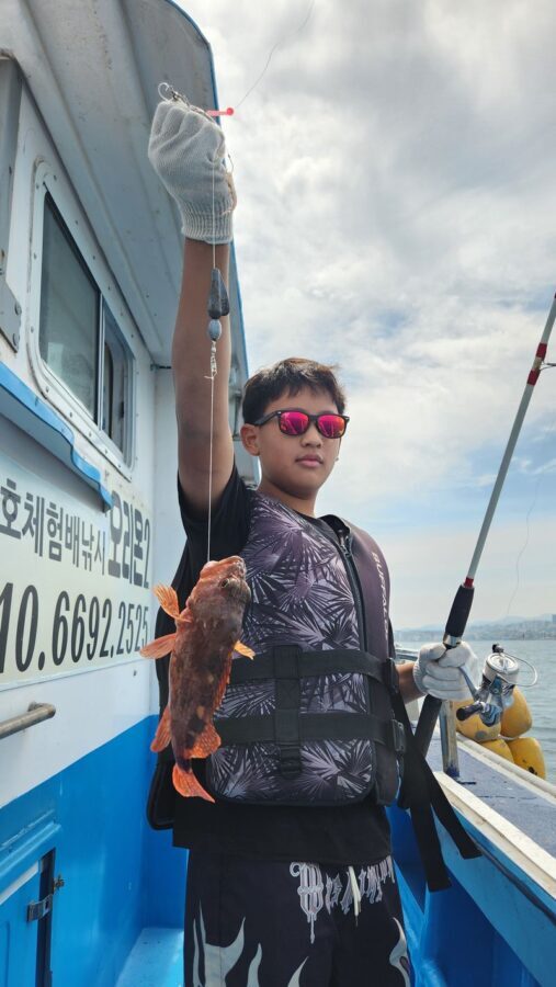 Jeju Sea Boat Fishing Tour with Lunch Included - Meeting near Jeju Airport
