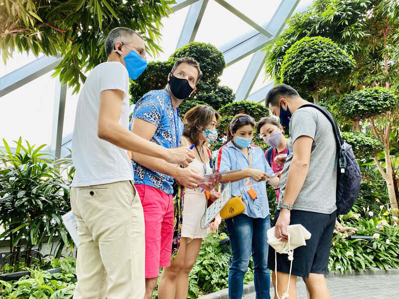 Jewel Heist Game Tour in Singapore - Puzzles, teamwork and the guide’s role
