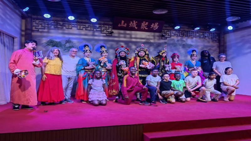 Jiefangbei Theater, Intangible Cultural Heritage and National Treasures (Jiefangbei Branch) - What the individual acts add