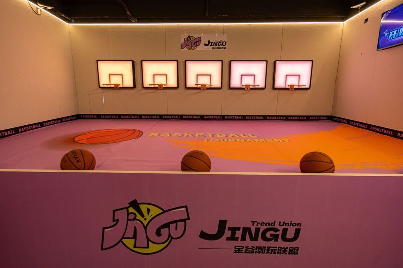 Jingu Trendy Toy Alliance - Hall A: sports, VR, and the 9D cinema