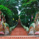 Join-in Doi Suthep Temple Half Day Tour from Chiang Mai - Wat Phra That Doi Suthep: gold, shrines, and steps
