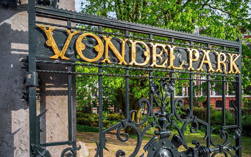 Jordaan, Anne Frank and Vondelpark Walking Tour in Amsterdam - Jordaan: street life beyond the canal postcard