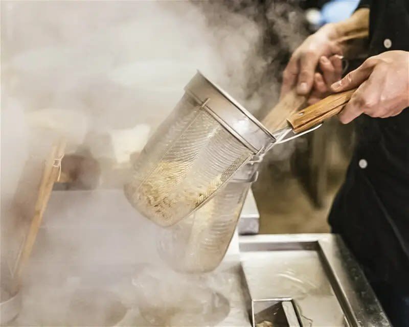 Kabukicho Ramen Making Experience - The cooking is simple, with a little real participation