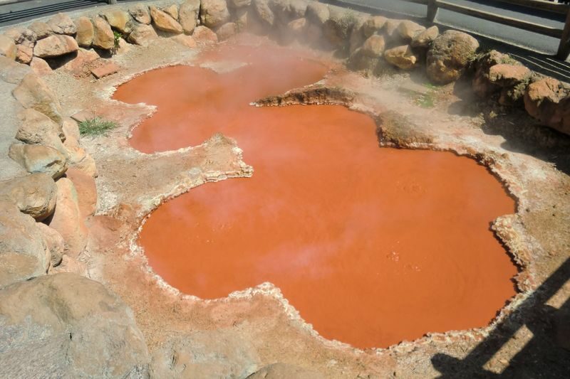 Kamado Jigoku Ticket in Beppu - A short walk past steaming pools
