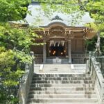 Kamakura All-Access | Gokuraku-ji Temple, Goryo Shrine, and Enoshima Island Day Trip - Goryo Shrine and the hydrangea railway