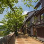 Kanazawa Half Day Historical Photo Spot Walking Tour - Kenroku-en: one hour among garden paths