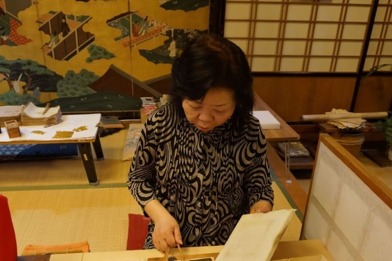 Kanazawa One-Day Private Cultural Tour - Higashi Chaya brings old Kanazawa into focus