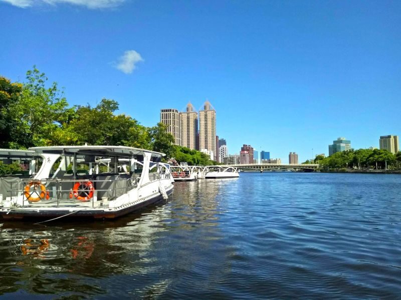 Kaohsiung Eye River Love Boat Ride: Tickets & Guided Tour - What you pass along the Love River