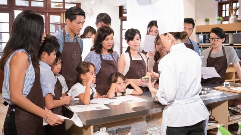 Kee Wah Studio Traditional Pastry Experience Workshop - Winter melon pastry: crisp layers, soft filling