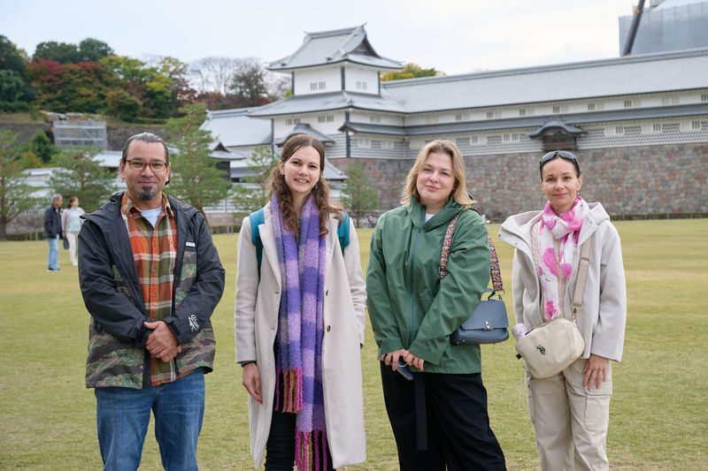 Kenrokuen Garden & Kanazawa Castle Historical Tour - What the Kenrokuen stop adds