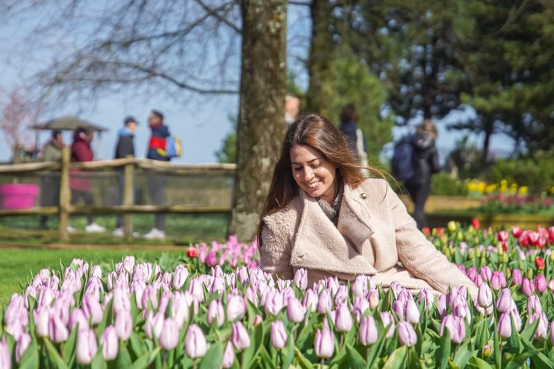Keukenhof Tours with Countryside and Cruise Options - The Amsterdam shuttle makes the day easy