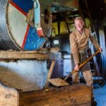 Keukenhof, Zaanse Schans & Volendam tour from Amsterdam - Starting at Amsterdam Central Station
