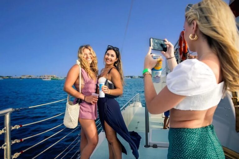 Key West: Sunset Sailing Trip with Open Bar, Food and Music - What the 6 pm departure means