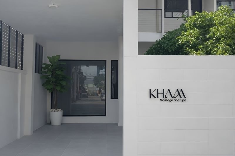 Kham Massage and Spa at Garden House Sukhumvit 22 in Bangkok - What the treatment can offer